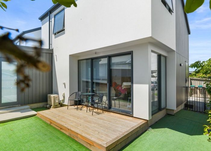 at 2/58 Division Street, Riccarton, Christchurch