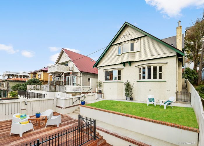  at 25 Hawkestone Street, Thorndon, Wellington, Wellington