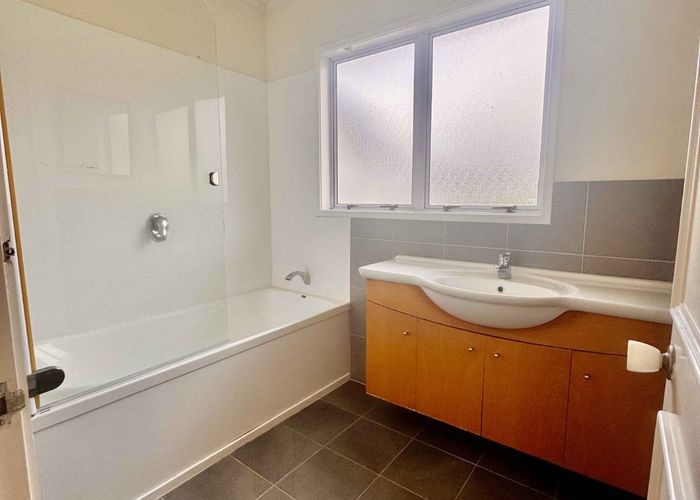  at 9 Katavich Place, Mount Roskill, Auckland City, Auckland