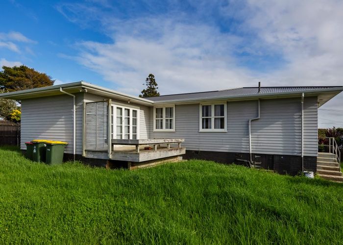  at Mangere East, Manukau City, Auckland