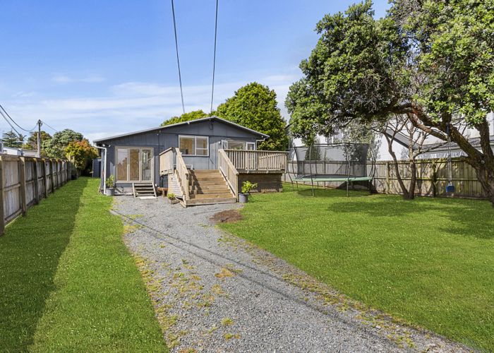  at 24 Sundown Avenue, Manly, Whangaparaoa