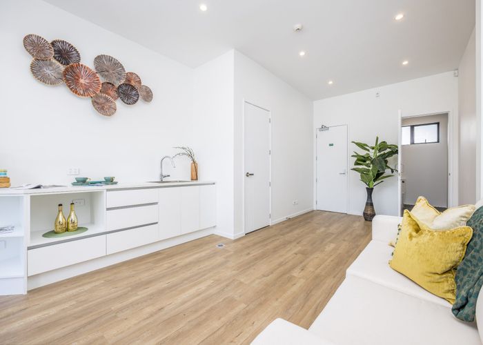  at 4/54 Taharoto Road, Takapuna, North Shore City, Auckland