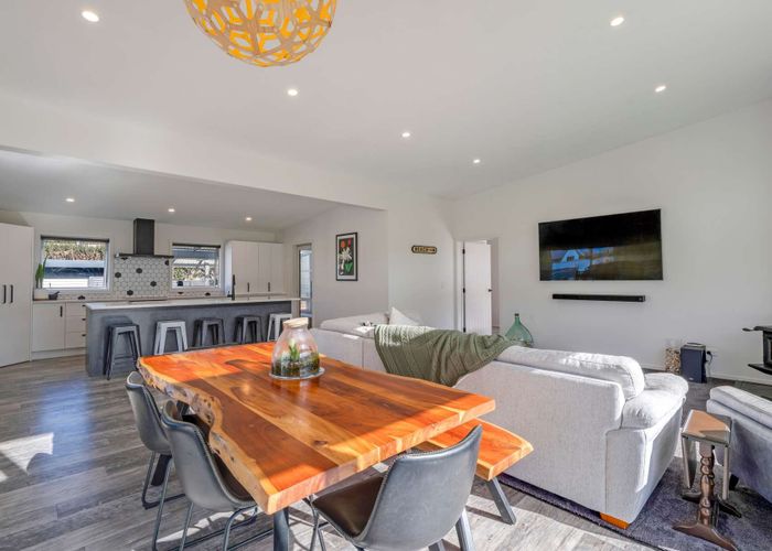  at 14 Mowhanau Drive, Kai Iwi, Whanganui