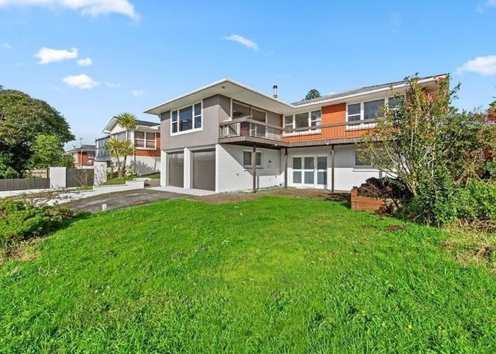  at 9 Ramsey Street, Papatoetoe, Auckland