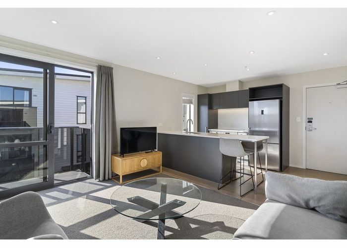  at 201/69E Hall Avenue, Mangere, Auckland