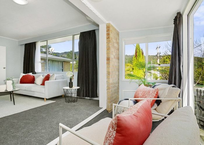  at 11 Lowry Crescent, Stokes Valley, Lower Hutt, Wellington