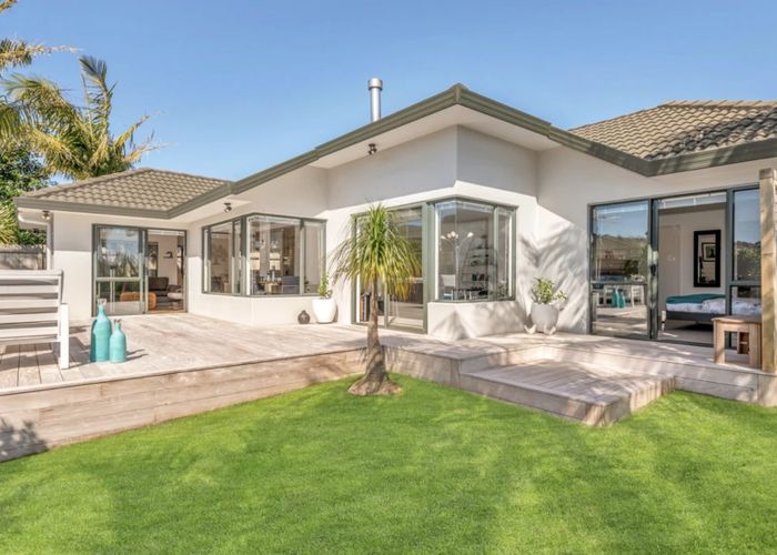  at 18 Moyrus Crescent, East Tamaki Heights, Auckland