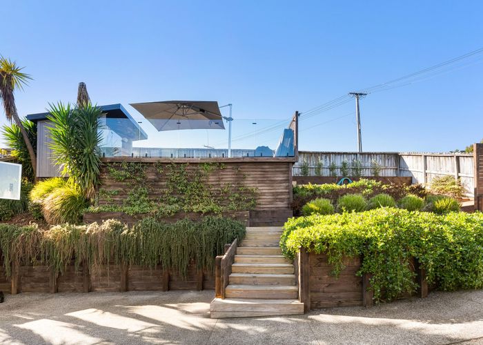  at 48 Carlisle Road, Browns Bay, North Shore City, Auckland