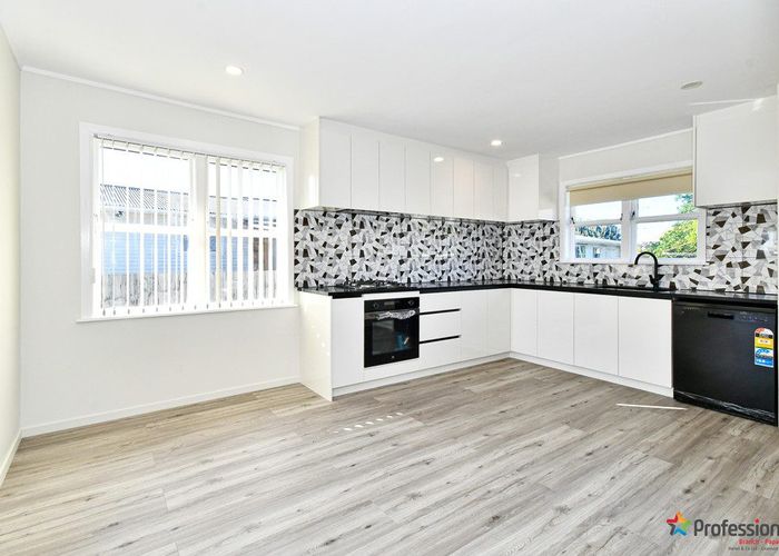  at 22 Lyncroft Street, Mangere East, Auckland