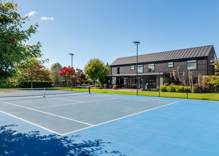  at 18 Quarters Place, Halswell, Christchurch City, Canterbury
