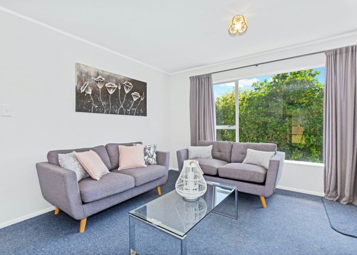  at 8A Beauly Grove, Papakowhai, Porirua