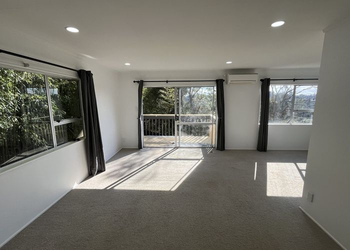  at 1/83 Manuka Road, Glenfield, North Shore City, Auckland