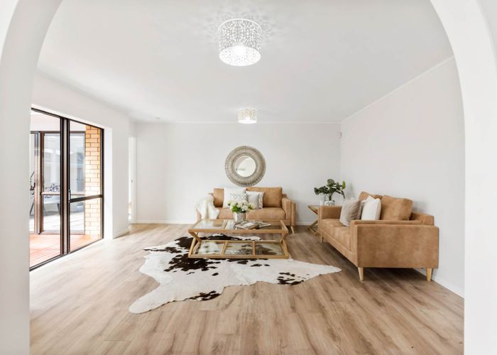  at 1/32 Simmental Crescent, Somerville, Manukau