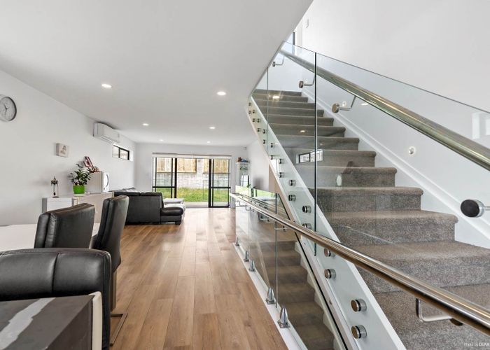 at 22B Thornlow Street, Glendene, Waitakere City, Auckland