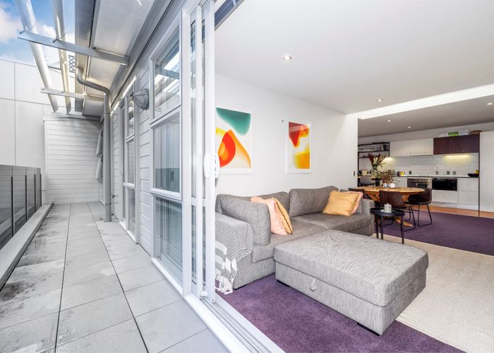 at 2E/2 Dickens Street, Grey Lynn, Auckland City, Auckland