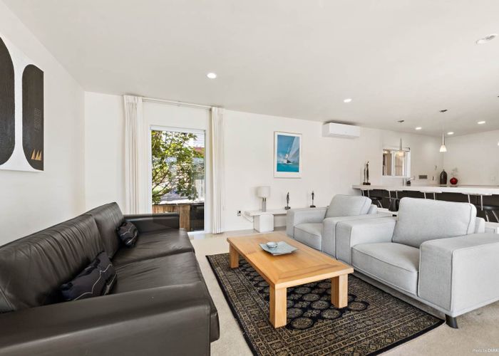  at 76A Kinross Street, Blockhouse Bay, Auckland