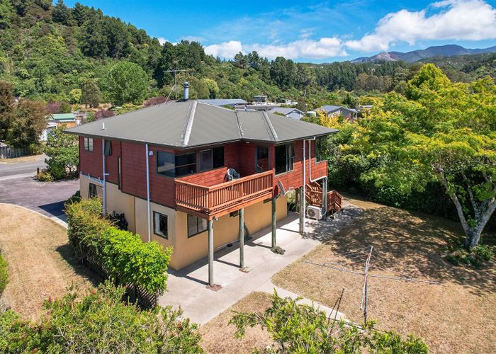  at 16 Franklin Street, Marahau