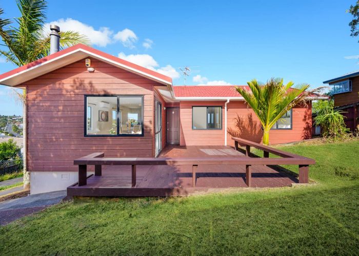  at 1/3 Valecrest Place, Bayview, North Shore City, Auckland