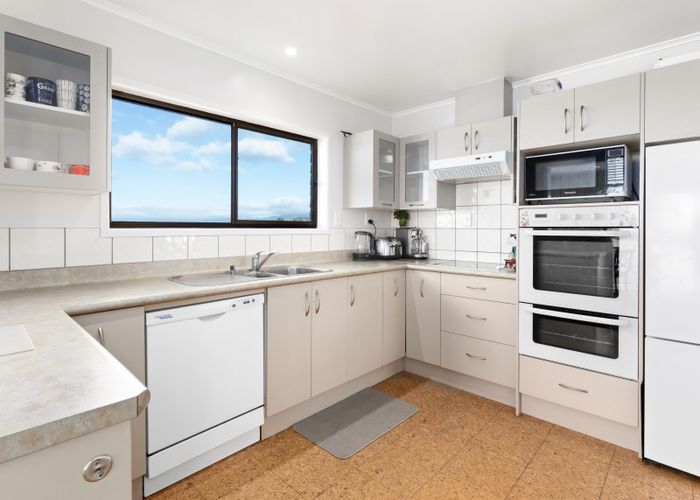  at 16 Adela Stewart Drive West, Athenree, Waihi Beach