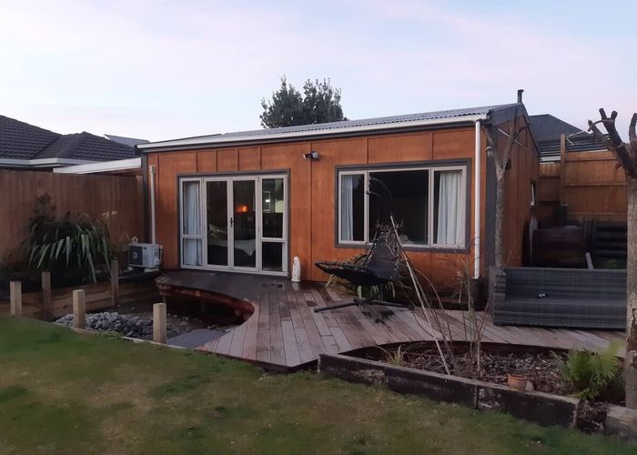  at 17 Howe Street, New Brighton, Christchurch City, Canterbury