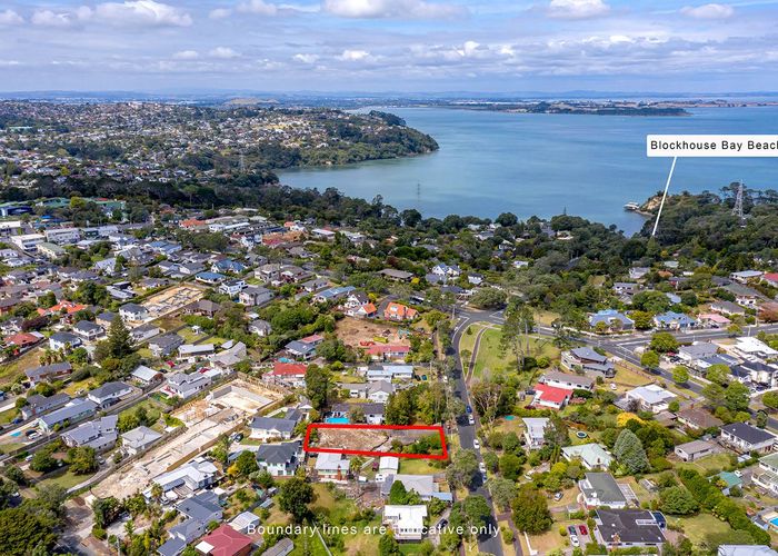  at 14 Endeavour Street, Blockhouse Bay, Auckland
