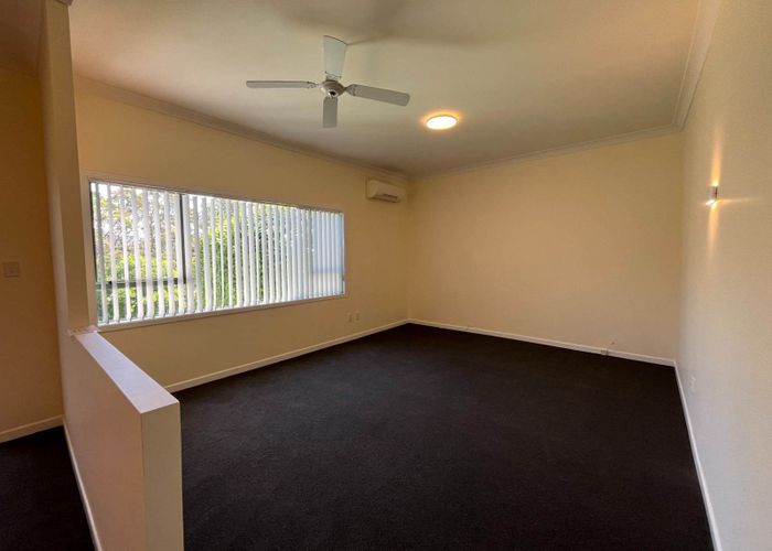  at 71 Rangeview Road, Sunnyvale, Waitakere City, Auckland