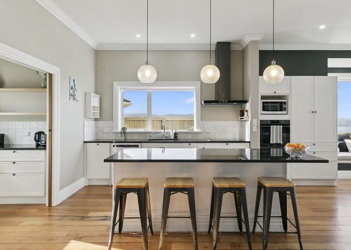  at 6 Sunhaven Drive, Newlands, Wellington, Wellington