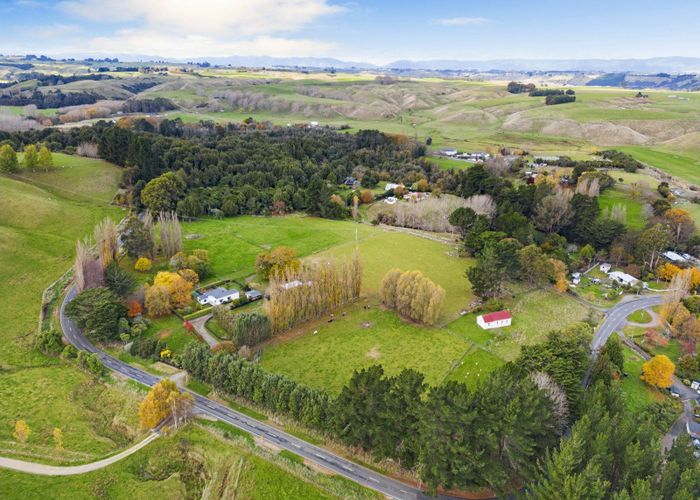For sale 1723 Cheltenham Hunterville Road, Waituna West, Manawatu