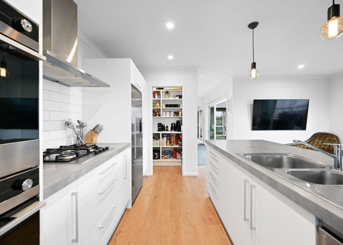  at 7 Bourke Drive, Cambridge, Cambridge