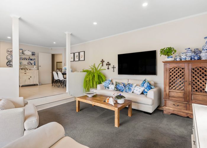  at 1/20 Solana Court, Botany Downs, Manukau City, Auckland