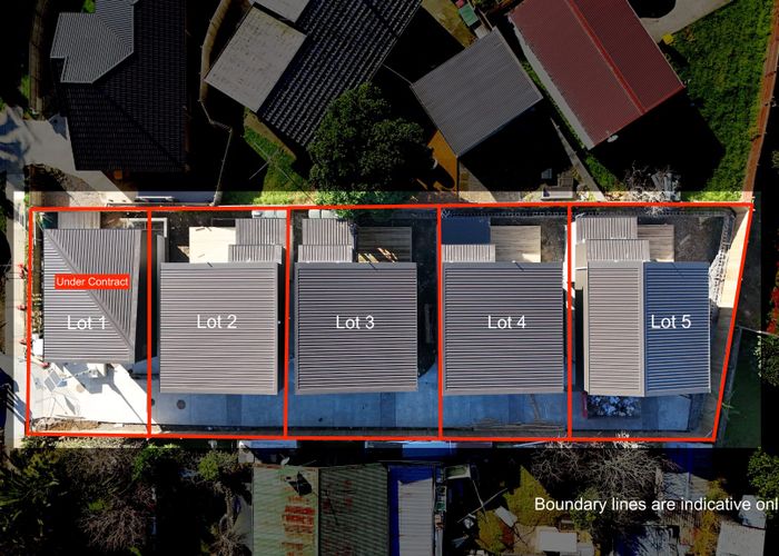  at Lot 1/8 Clutha Crescent, Clover Park, Manukau City, Auckland