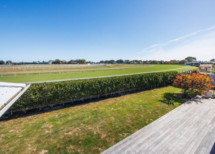  at 42 Totara Road, Awapuni, Palmerston North, Manawatu / Whanganui