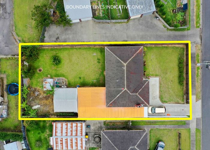  at 52 Williams Crescent, Otara, Auckland