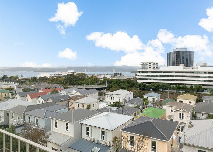  at 15/125 Grant Road, Thorndon, Wellington, Wellington