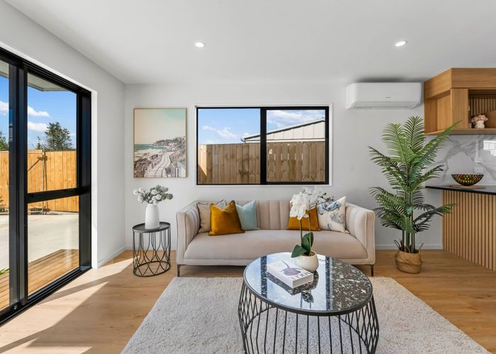  at 1-8/42 Marvon Downs Avenue, Pakuranga Heights, Manukau City, Auckland