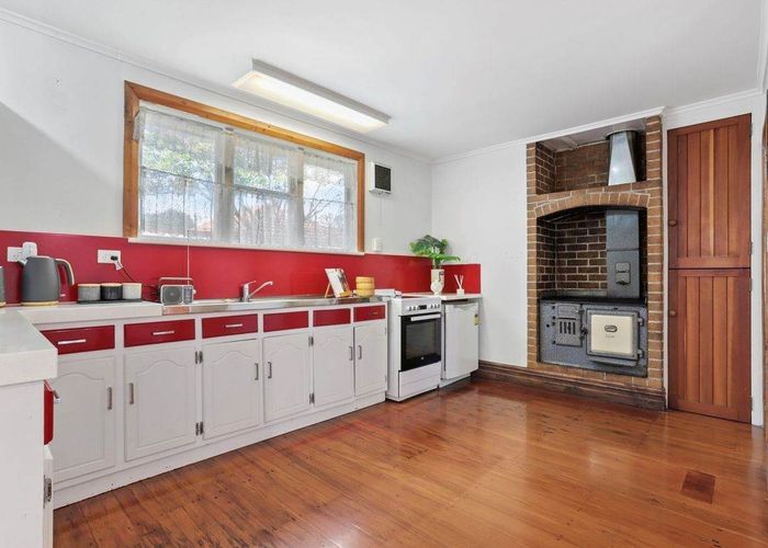  at 42 Milliken Avenue, Mount Roskill, Auckland City, Auckland