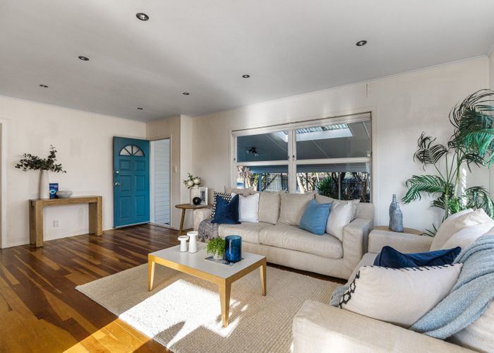  at 115 Stanley Road, Glenfield, Auckland