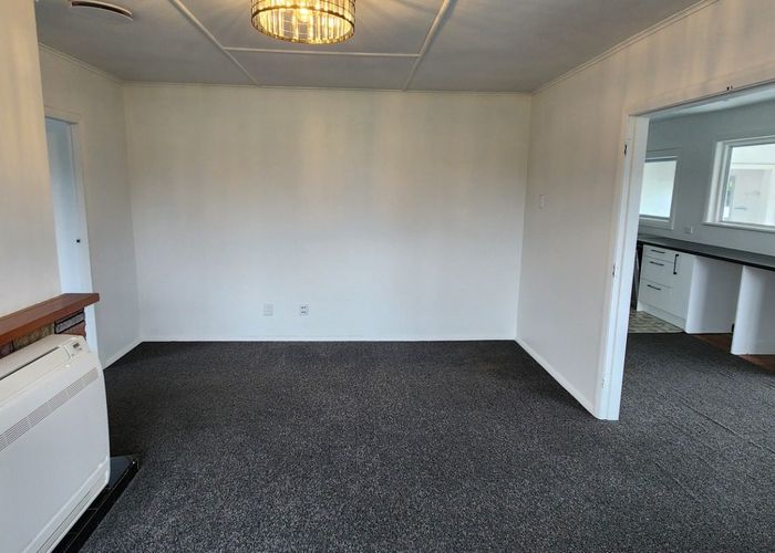 at 9 Plympton Street, Brooklands, New Plymouth