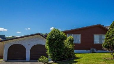  at 11 Rembrandt Avenue, Tawa, Wellington