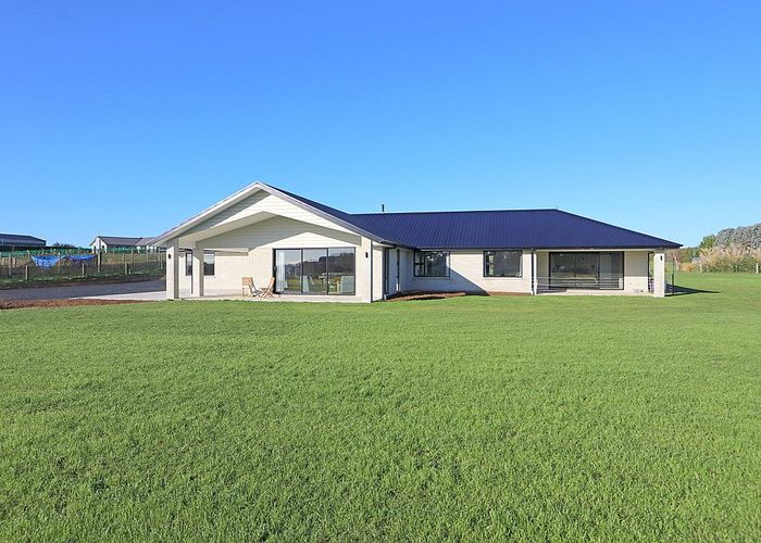  at 66 Sunrise Drive, Seaward Bush, Invercargill