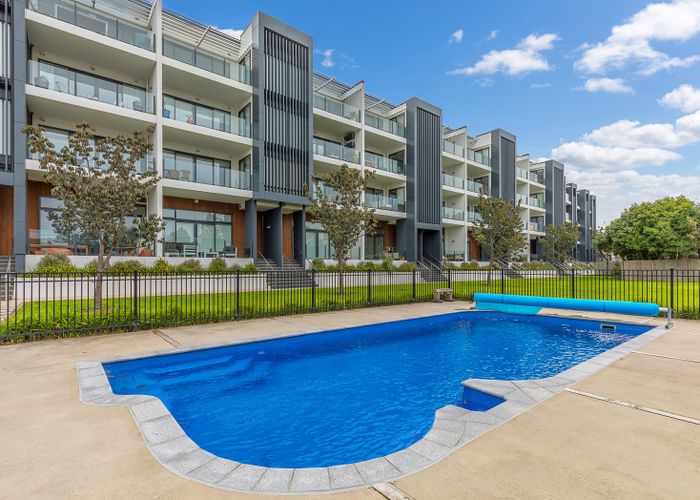  at 5/8 Thompson Park Road, Mount Wellington, Auckland City, Auckland