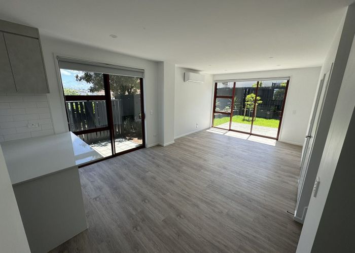  at 10 Maea Lane, Mount Roskill, Auckland