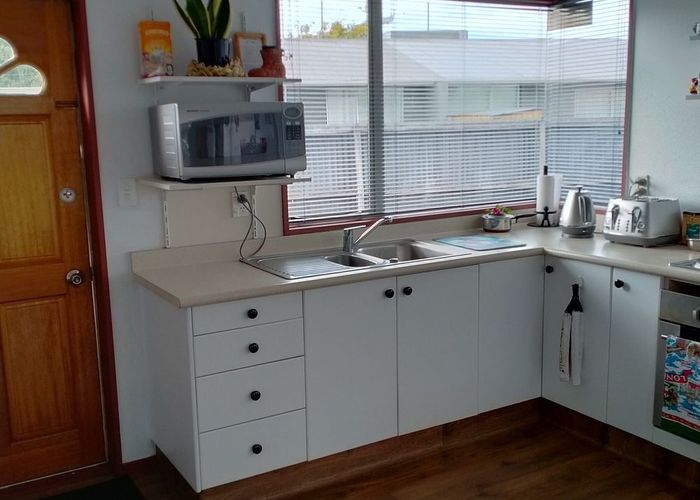  at 2/36 Lyndon Street, Riccarton, Christchurch City, Canterbury