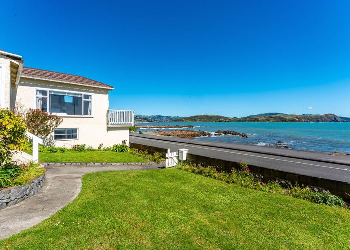  at 17 Moana Road, Plimmerton, Porirua, Wellington