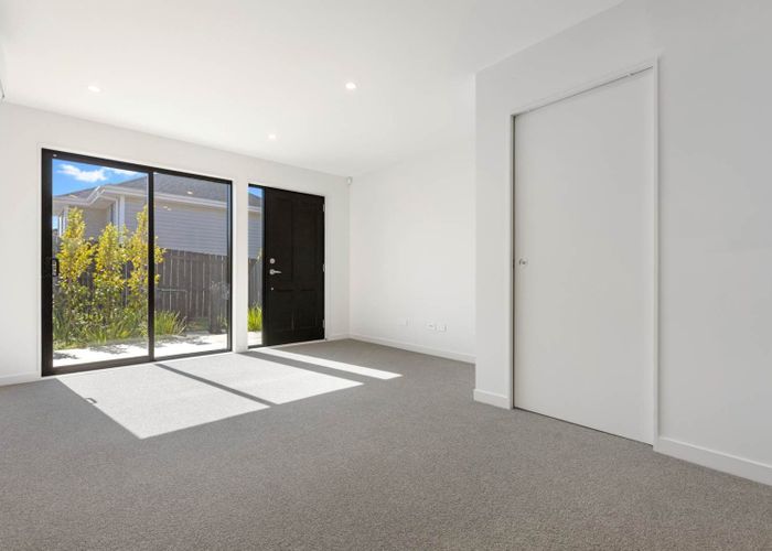  at 329D Rangatira Road, Beach Haven, North Shore City, Auckland