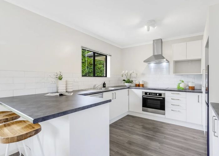  at 12 Cade Place, Weymouth, Manukau City, Auckland