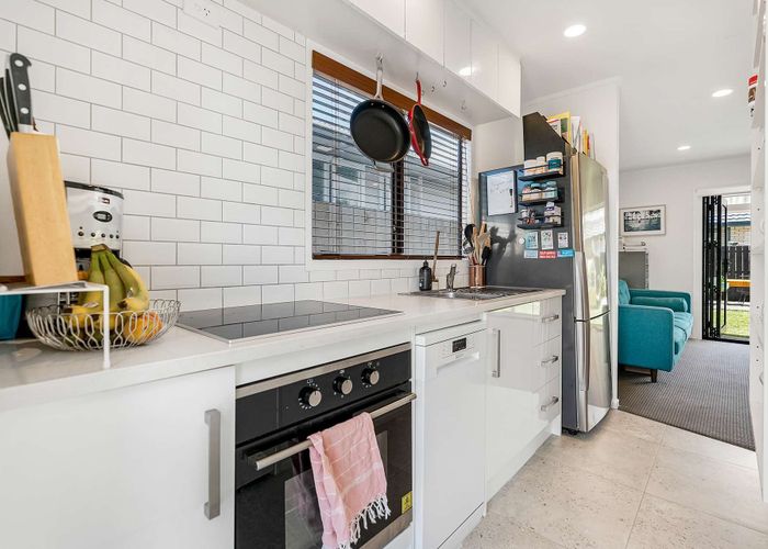  at 4/17A GROTTO STREET, Onehunga, Auckland City, Auckland