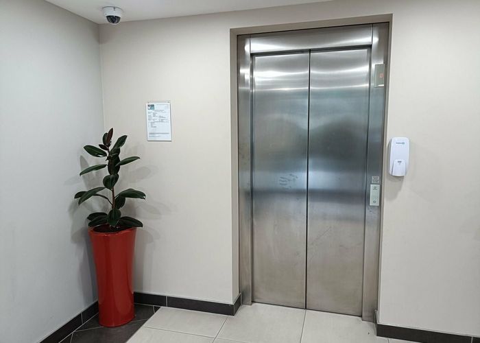  at B305/525 East Coast Road, Pinehill, North Shore City, Auckland