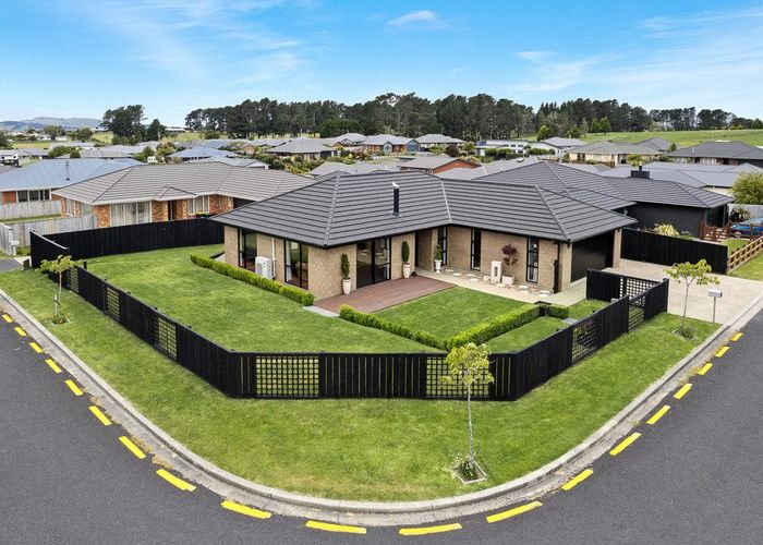  at 12 Hilltop Crescent, Corstorphine, Dunedin