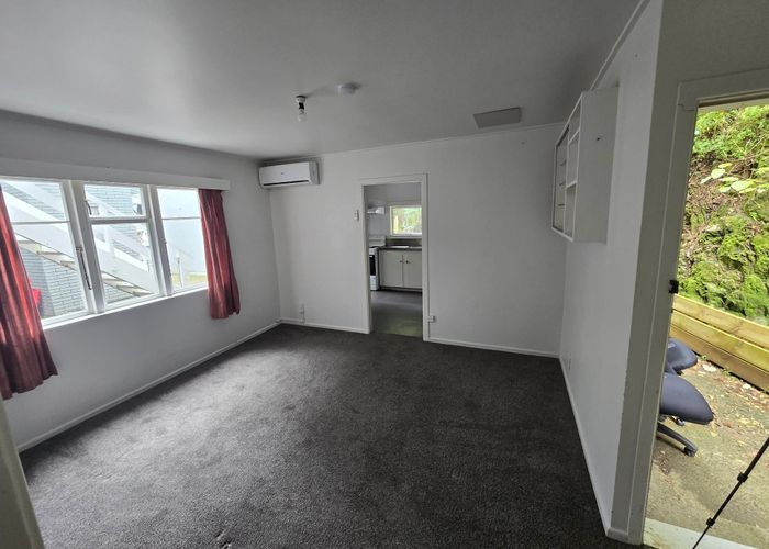  at 142B Aro Street, Aro Valley, Wellington, Wellington